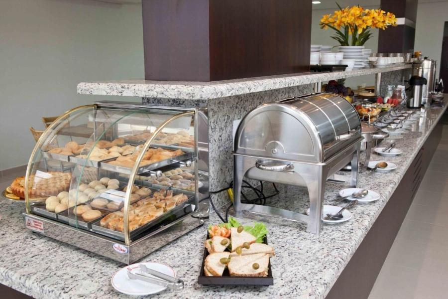Serras Hotel Cuiaba  Ngoại thất bức ảnh